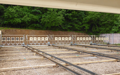 25 m Target Transport System